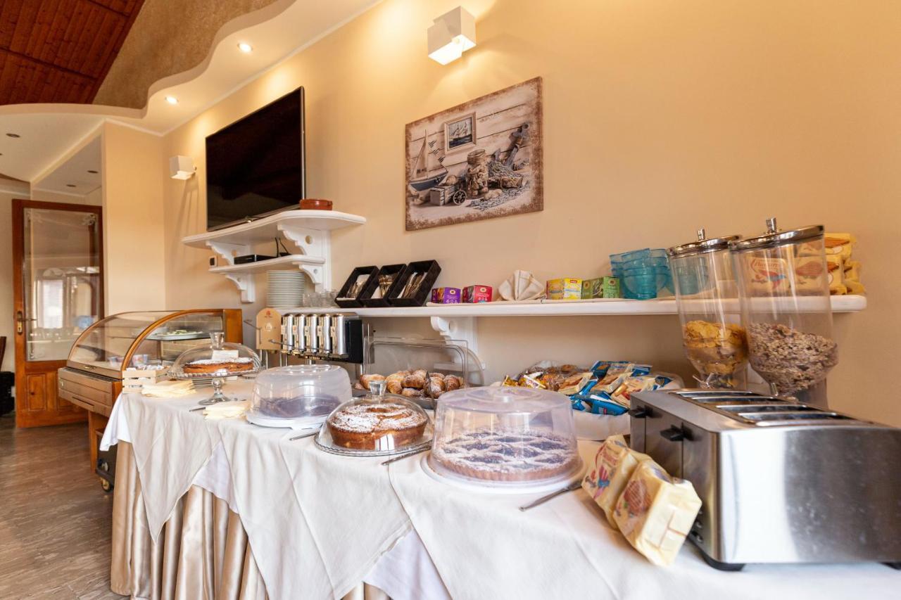 Hotel La Fattoria Sul Mare 梵蒂冈角 外观 照片